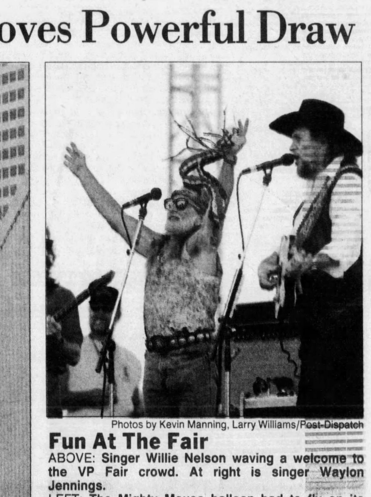 1991: Willie Nelson and Waylon Jennings at VP Fair